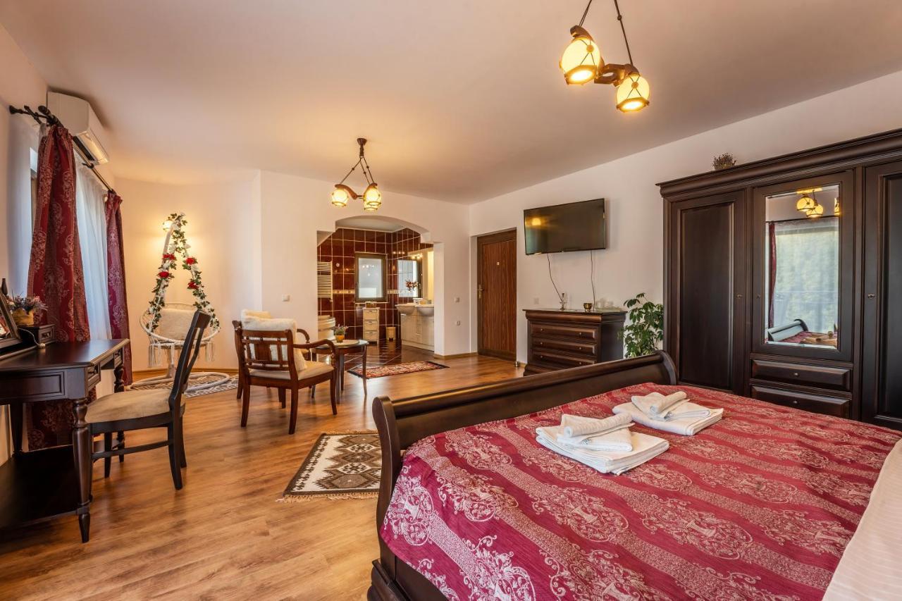 Flora Luxury House Hotel Sighisoara Exterior photo